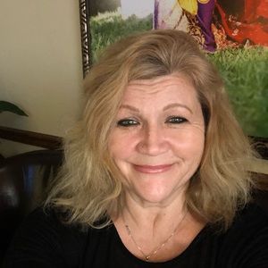 Meet your Posher, Lisa